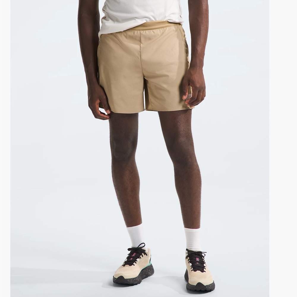 NWOT Men’s Summer LT 6'' Shorts size XL in Khaki Stone Never worn!